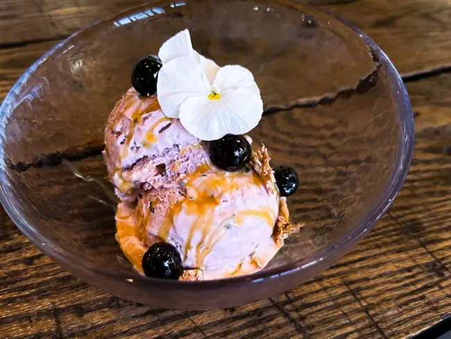 Cherry Blossom Ice Cream "Sundae" 